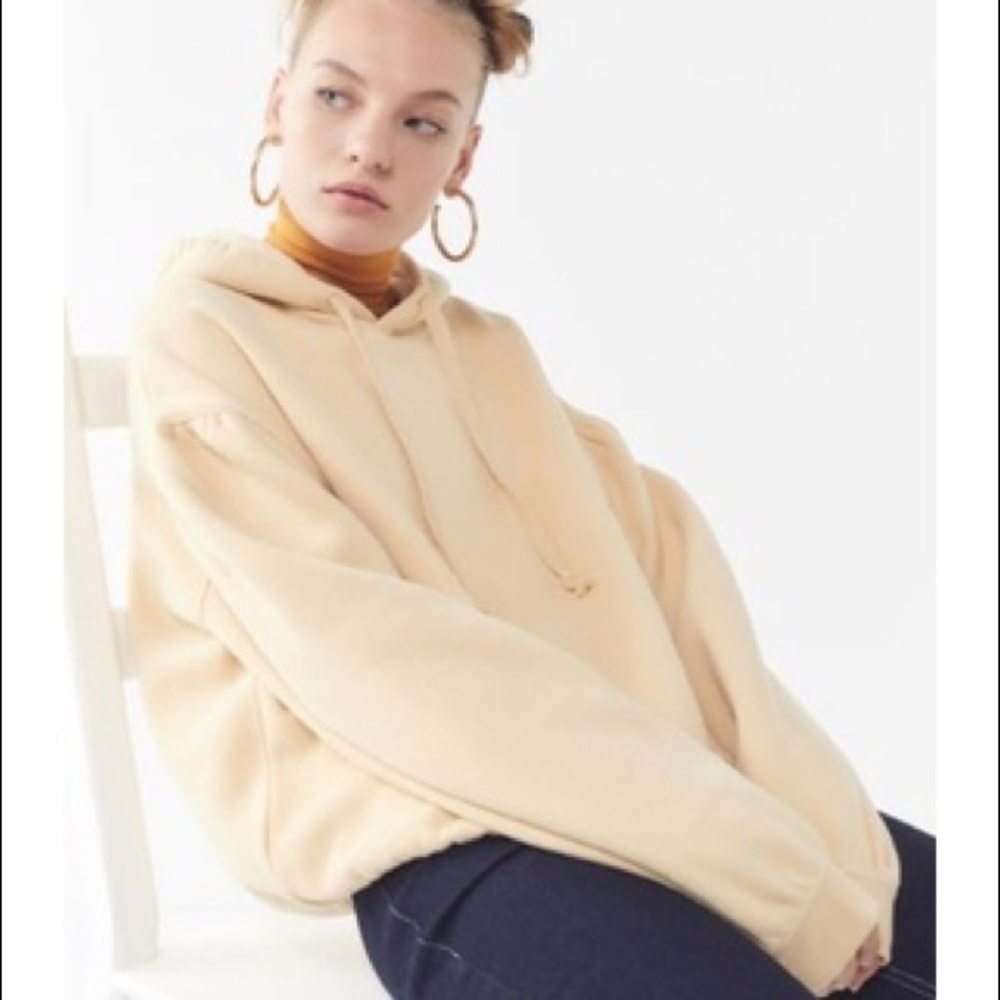 URBAN OUTFITTERS beige river hoodie